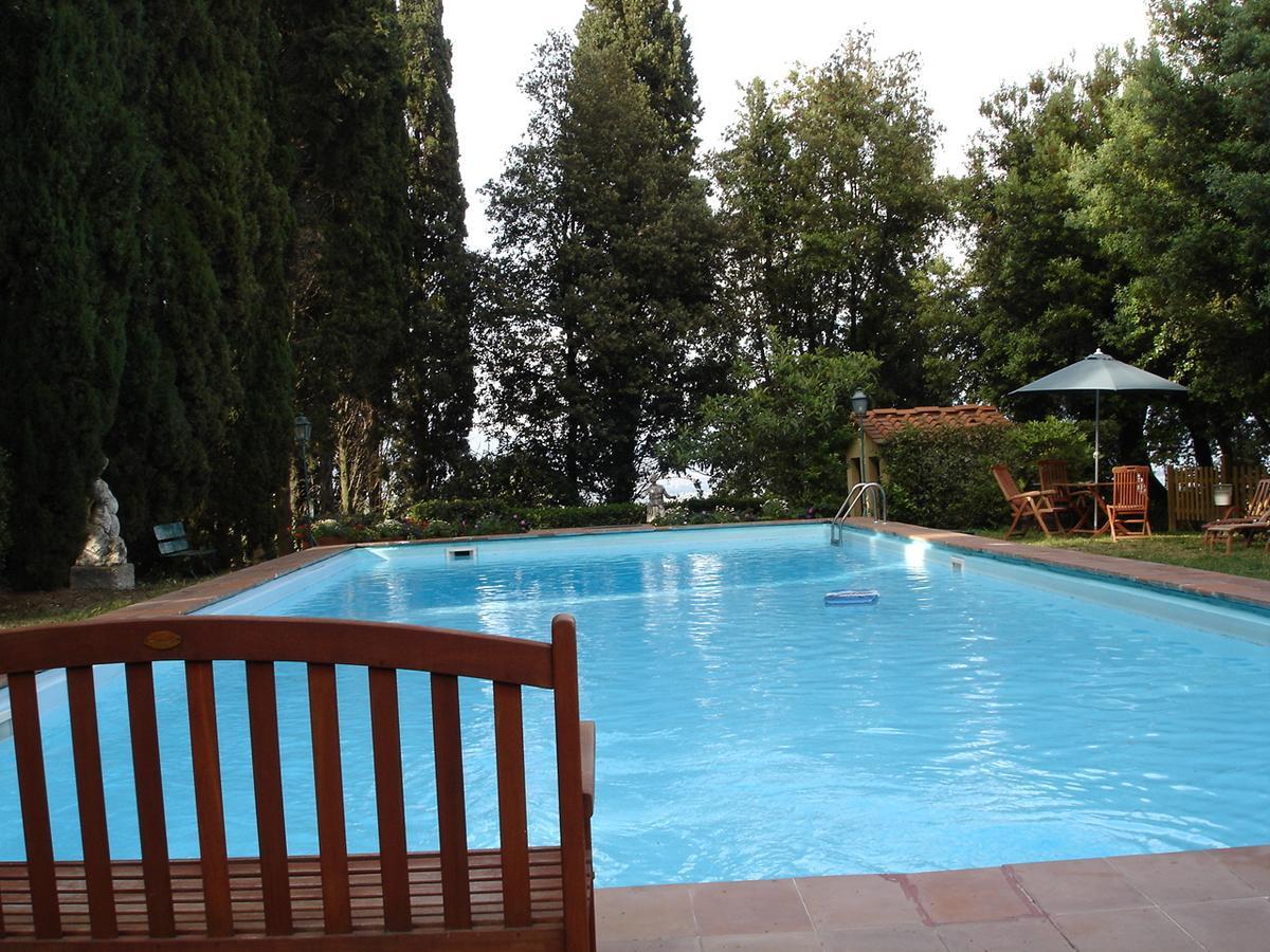 Bed and Breakfast Tenuta Di Capezzana Seano Exterior foto