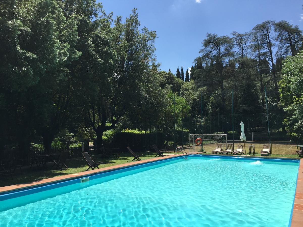 Bed and Breakfast Tenuta Di Capezzana Seano Exterior foto
