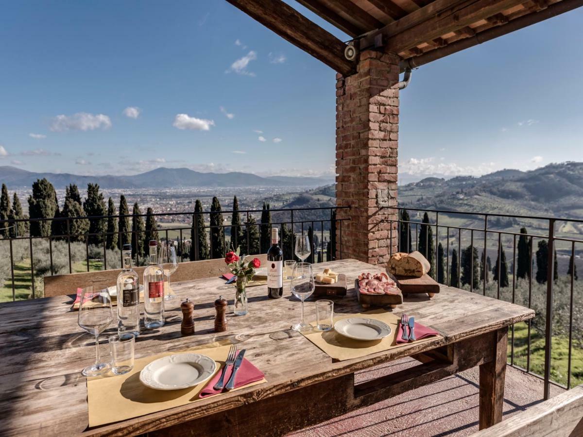 Bed and Breakfast Tenuta Di Capezzana Seano Exterior foto