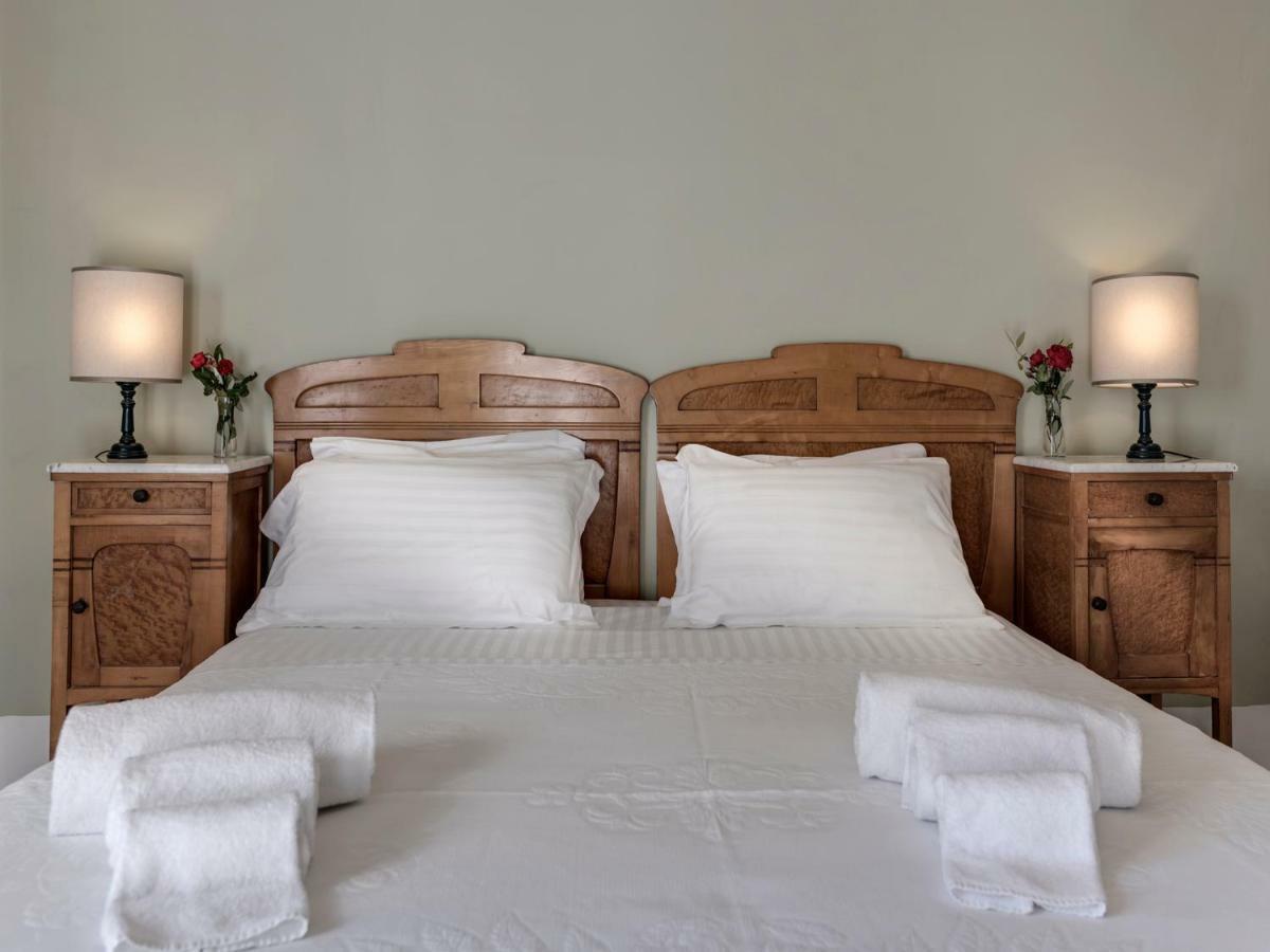Bed and Breakfast Tenuta Di Capezzana Seano Exterior foto